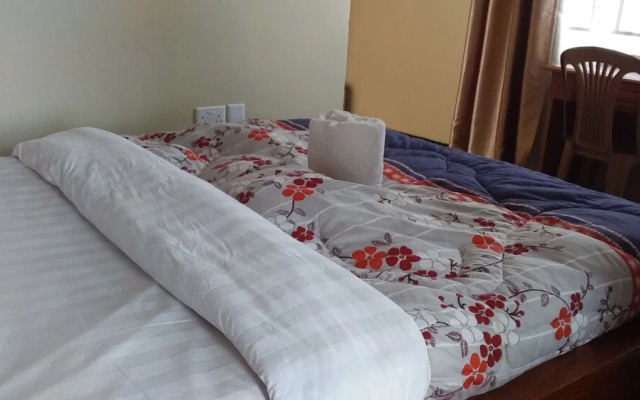 Flagship Piazza Hotel - Hostel