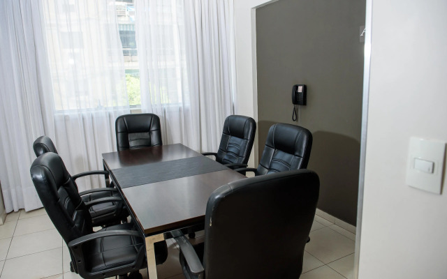 Amérian Tucuman Apart And Suites