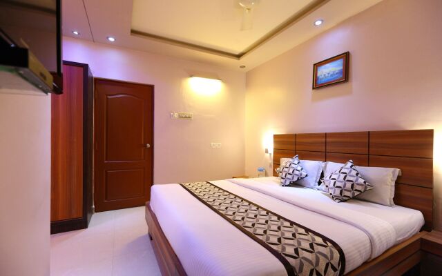 OYO 7810 Keshiv Galaxy Inn