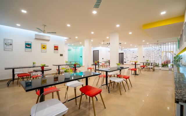 OYO Flagship 15228 South City2