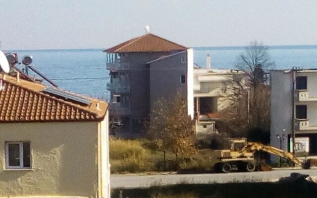 Apartment With 2 Bedrooms in Leptokarya, With Wonderful sea View, Encl