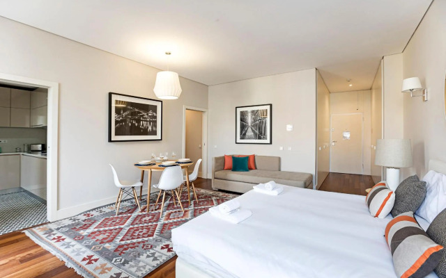 Palácio das Cardosas Studio by LovelyStay