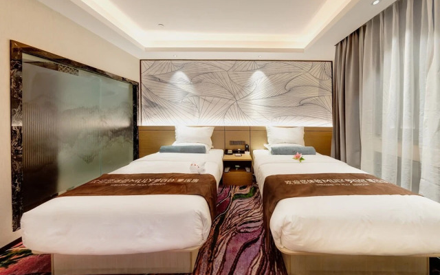 W Kardon Hotel