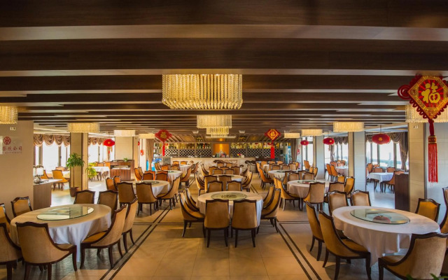 Huatian Chinagora Hotel