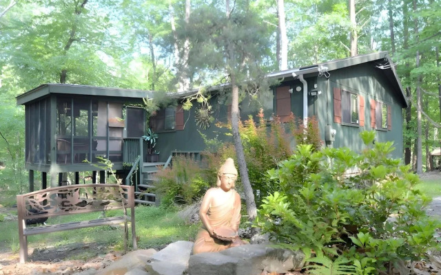 A Zen Mountain Retreat - Nirvana Awaits