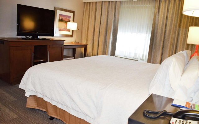 Hampton Inn & Suites By Hilton Calgary- University Northwest
