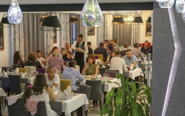Hotel Vezir Palace