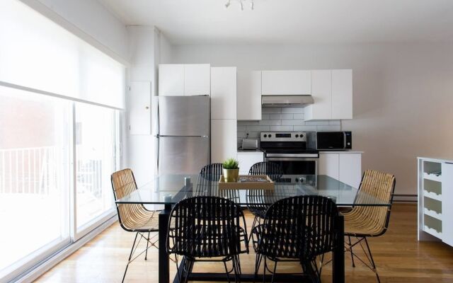 Urban Gem in Le Plateau