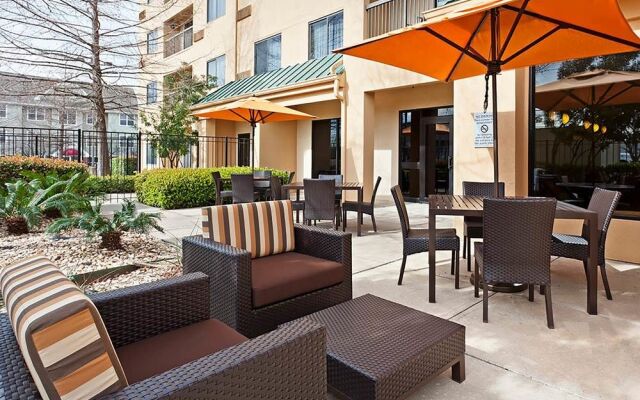 Courtyard Austin South