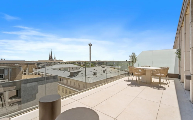 Voya Residence Zenit Royal - Luxury Apart Hotel with Rooftop Views & Concierge