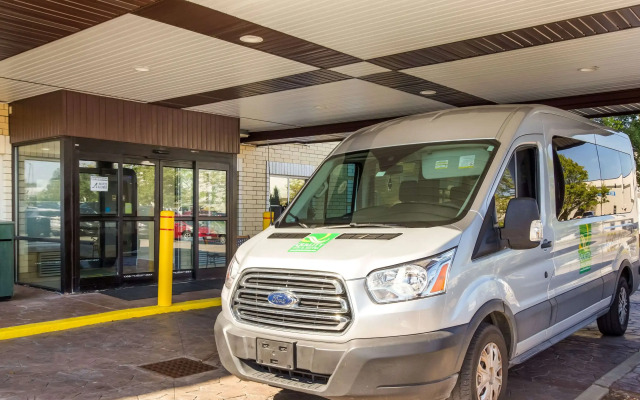 Quality Inn & Suites CVG Airport