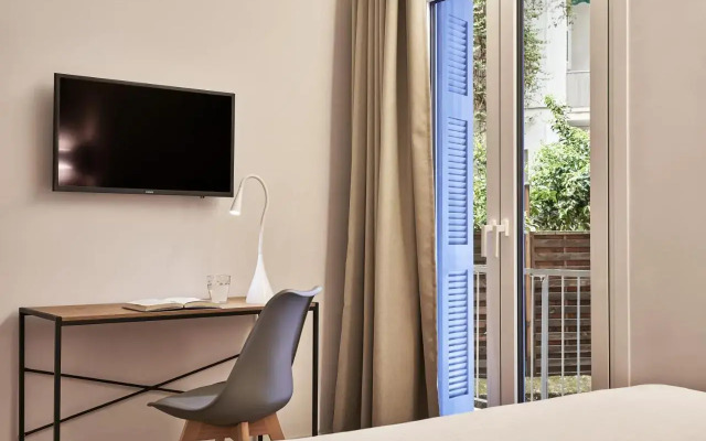 Spacious 2bd Apt in Prime Location next to Divani
