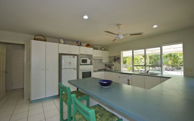 John's Tropical Island Home