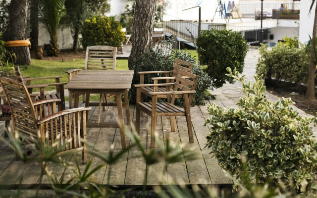 Amar Hostel, Suites & Surf Camp