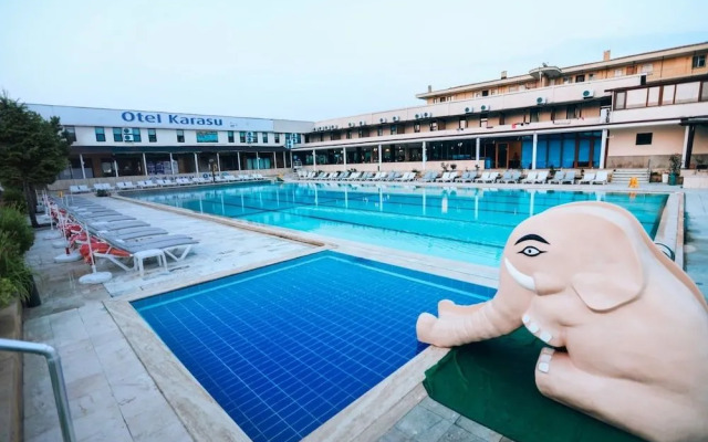 Karasu Hotel
