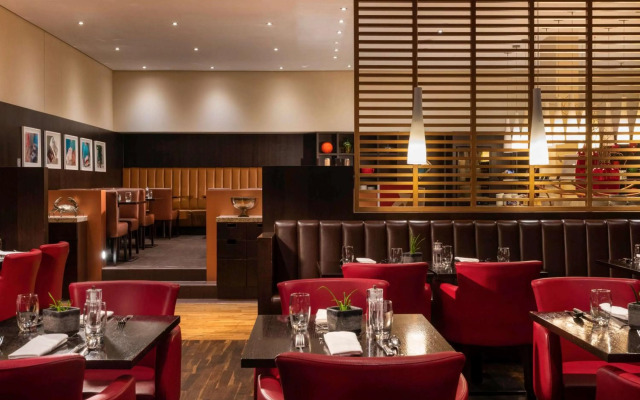 Mövenpick Hotel Frankfurt City