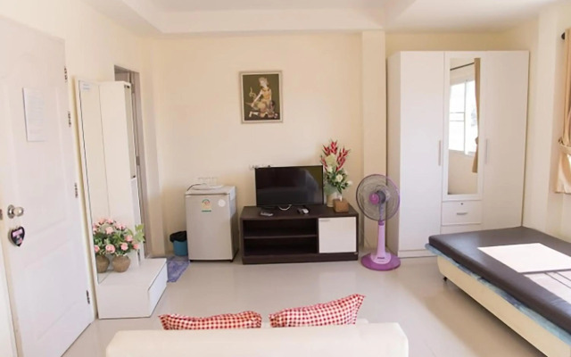 Lotus Suite Hua Hin