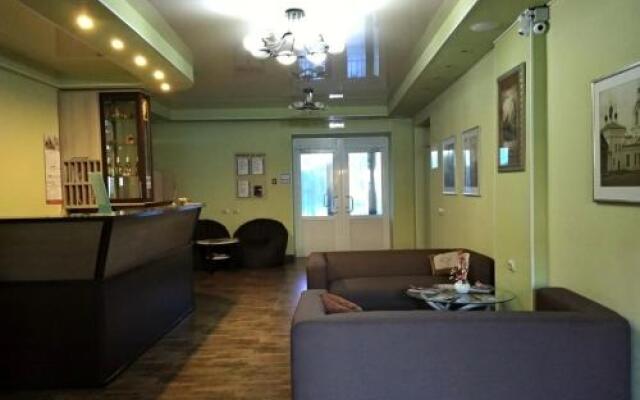Camelot Hotel