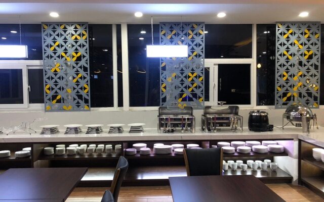 Doha 2 Hotel Saigon Airport