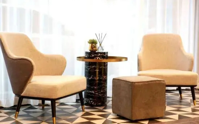 Homeinn Plus Hotel (Xuzhou Xinyi High-Speed Railway Station)