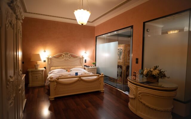 Anastazia Luxury Suites & Rooms