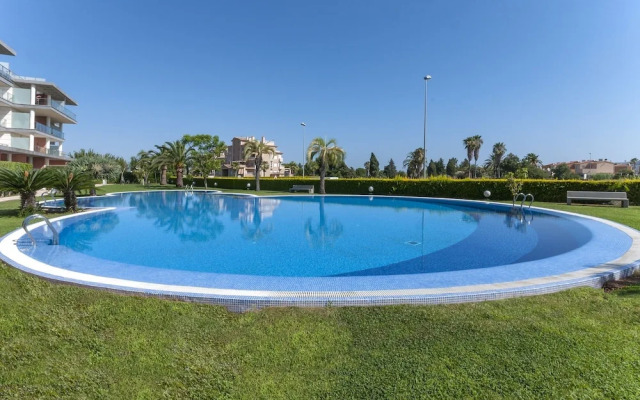 Brezo in Oliva With 2 Bedrooms and 2 Bathrooms