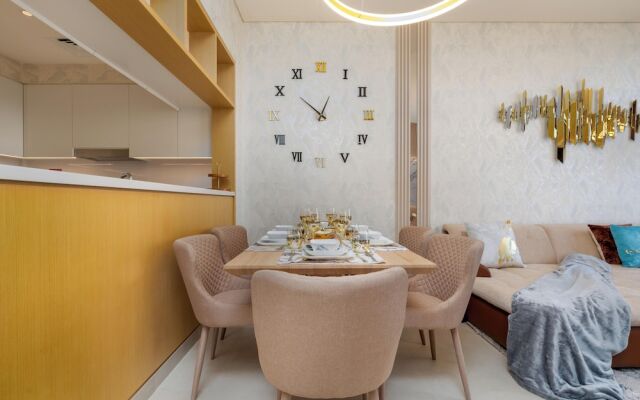 GLOBALSTAY. Creek Rise Tower 1 Elegant Apartment