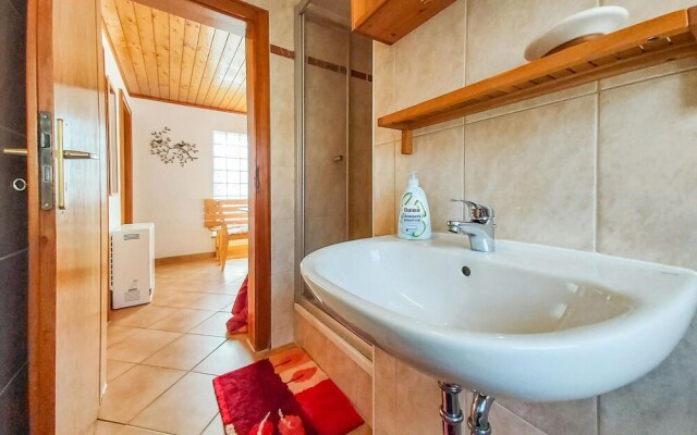 Beautiful Home in Goldlauter-heidersbach With 2 Bedrooms, Sauna and Wifi