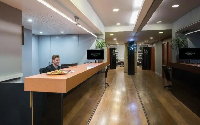 Senator Barcelona Apartments