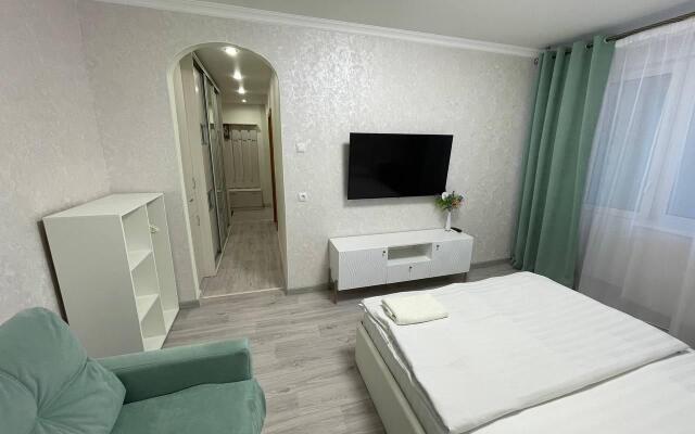 Mir Apartments on Leningradsky Prospekt, 14