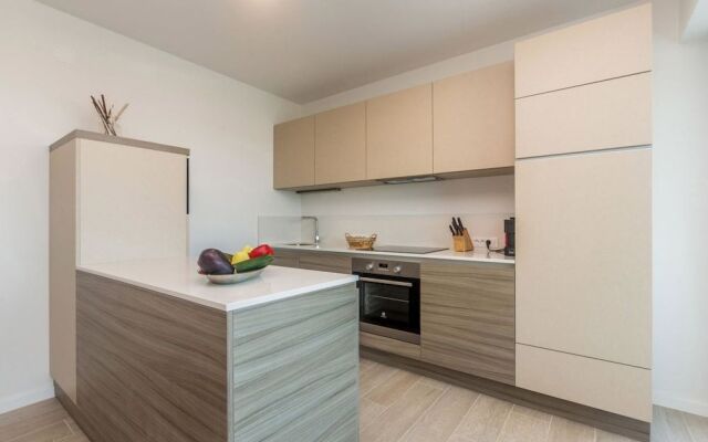 JAZZ at Rova Apartment Lun