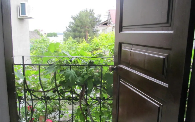 Na Chekhova Guest House — фото