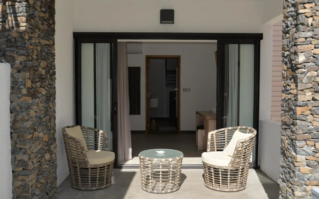 Toparadis Guest House
