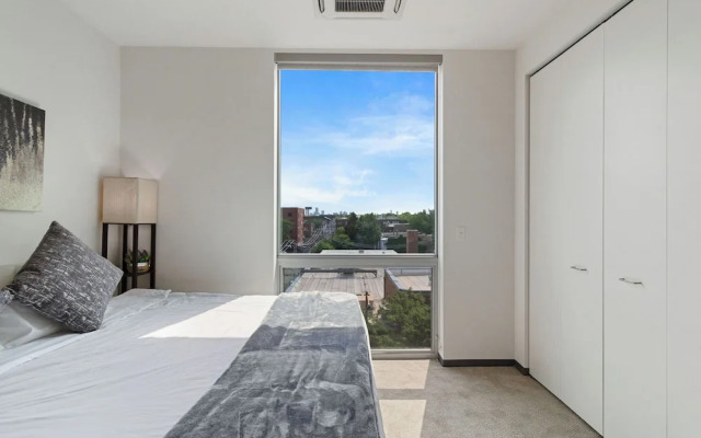 New & Modern  Lux City Escape