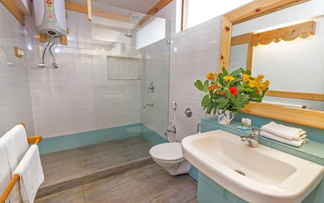 Guesthouse with parking in Siyal, Manali, by GuestHouser 41366