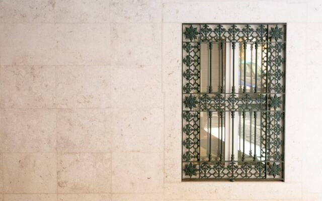 Modern Terrace Apartment Rentexperience