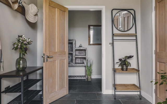 Heron House - Luxury Grand Designs Eco-home