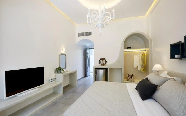 Amara Suites Santorini