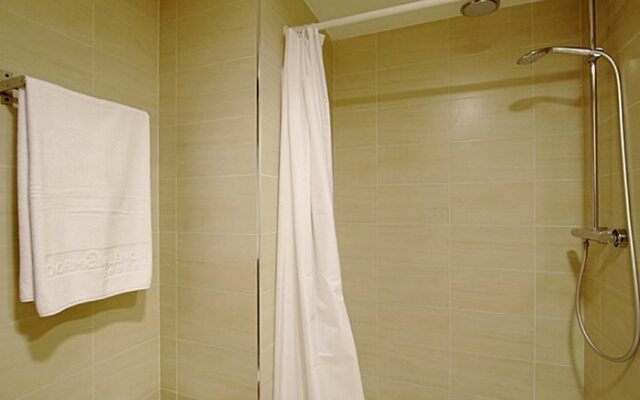 Dormavalencia Hostel Regne