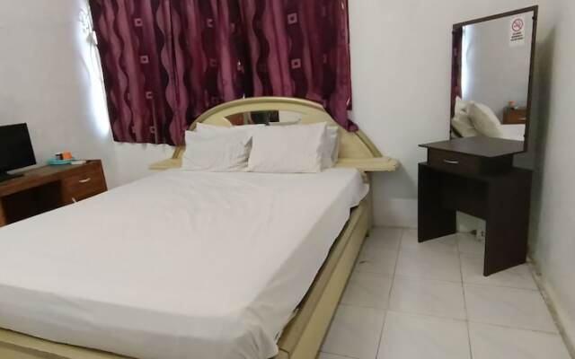 SPOT ON 92338 Karin Kost