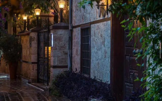 Tuvana Hotel - Special Class