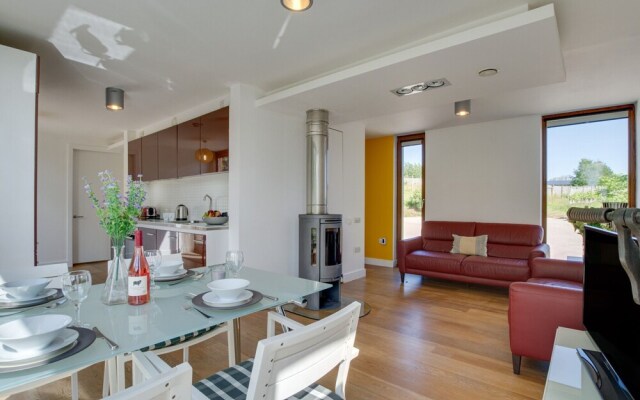 Comfortable Holiday Home in Saint Essey With Fireplace