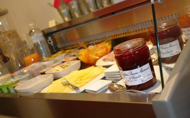 Brit Hotel Vendee Mer