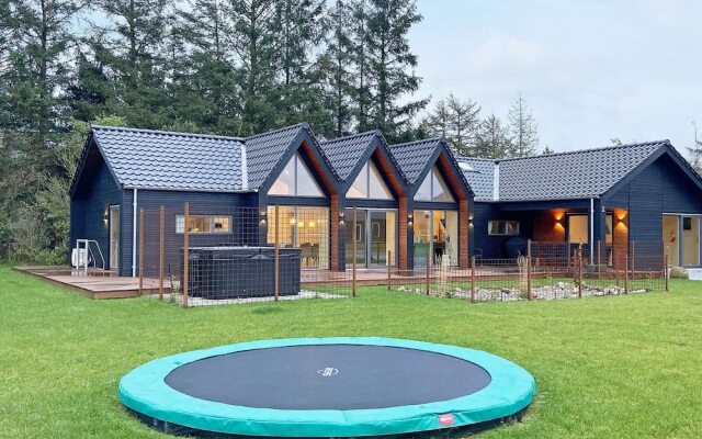 12 Person Holiday Home in Ansager-by Traum