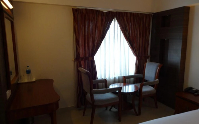 Hotel Kunnathan Residency