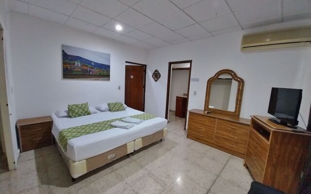 Suites & Apartments San Benito Zona Rosa