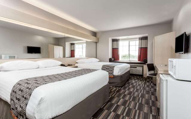 Microtel Inn & Suites by Wyndham Modesto Ceres