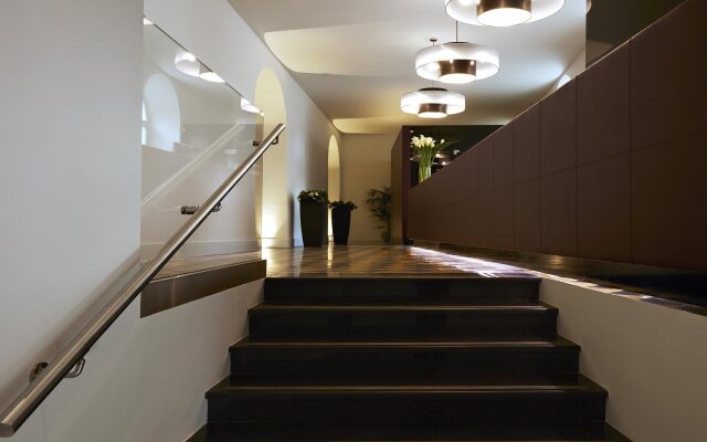 The Building Hotel 