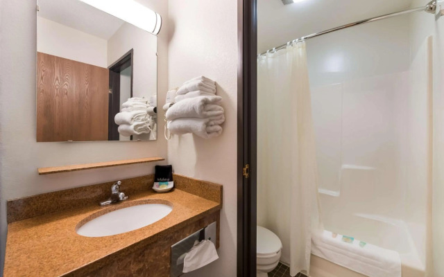 SureStay Hotel by Best Western Spicer