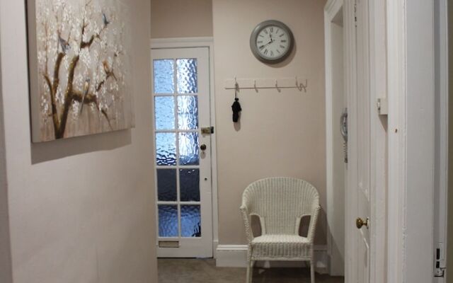Spacious West End Townhouse